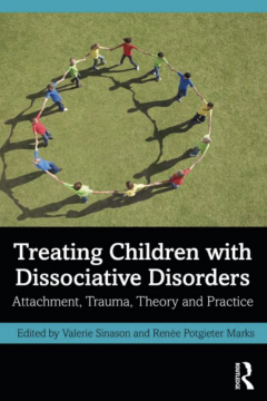 Image Evaluation et traitement des enfants et adolescents souffrant de problèmes d'attachement, de traumatisme complexe et de dissociation